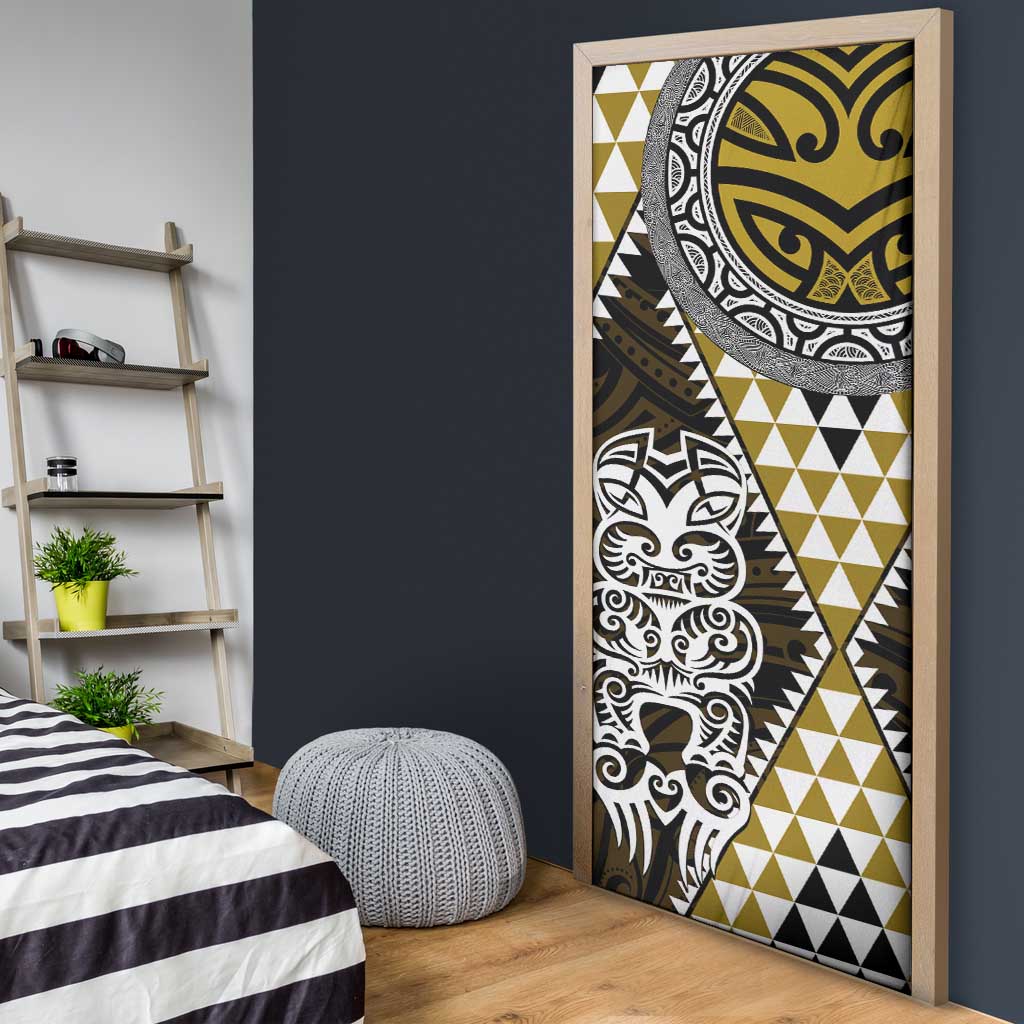 Yellow Aotearoa Niho Taniwha Door Cover Maori Mythology Tooth - Taniko Motifs - Aussie Hoodie