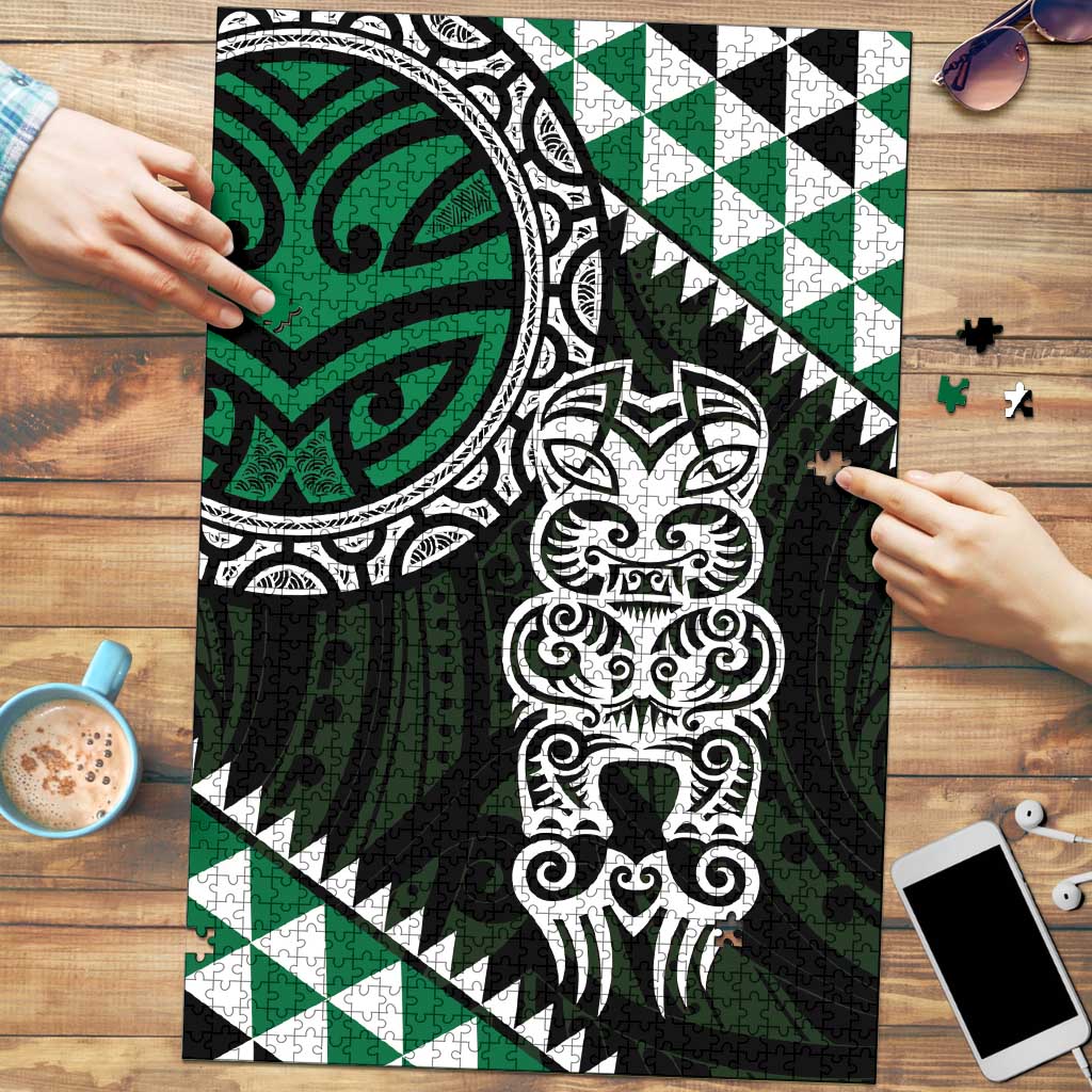 Green Aotearoa Niho Taniwha Puzzle Maori Mythology Tooth - Taniko Motifs - Aussie Hoodie