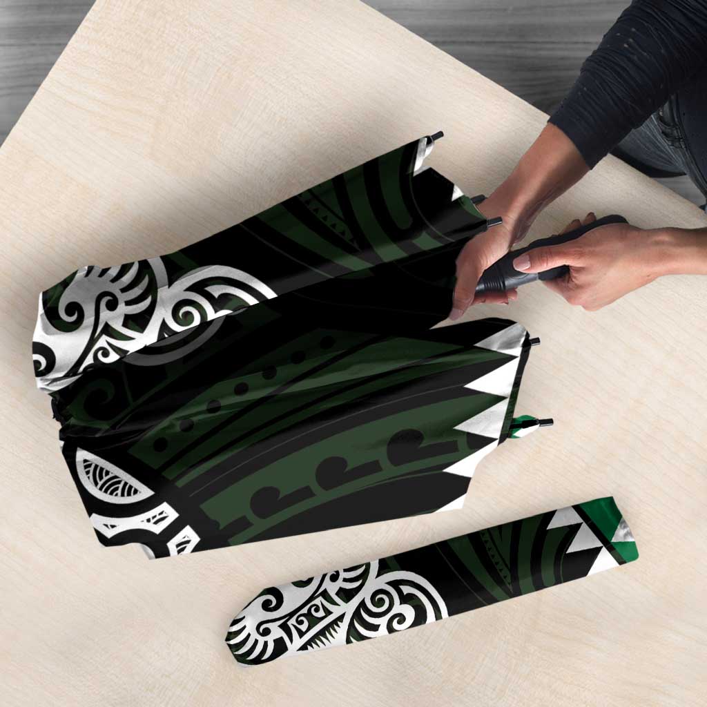 Green Aotearoa Niho Taniwha Umbrella Maori Mythology Tooth - Taniko Motifs - Aussie Hoodie