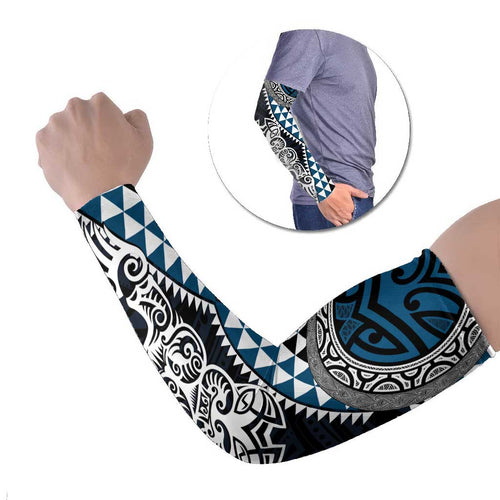 Blue Aotearoa Niho Taniwha Arm Sleeves Maori Mythology Tooth - Taniko Motifs - Aussie Hoodie