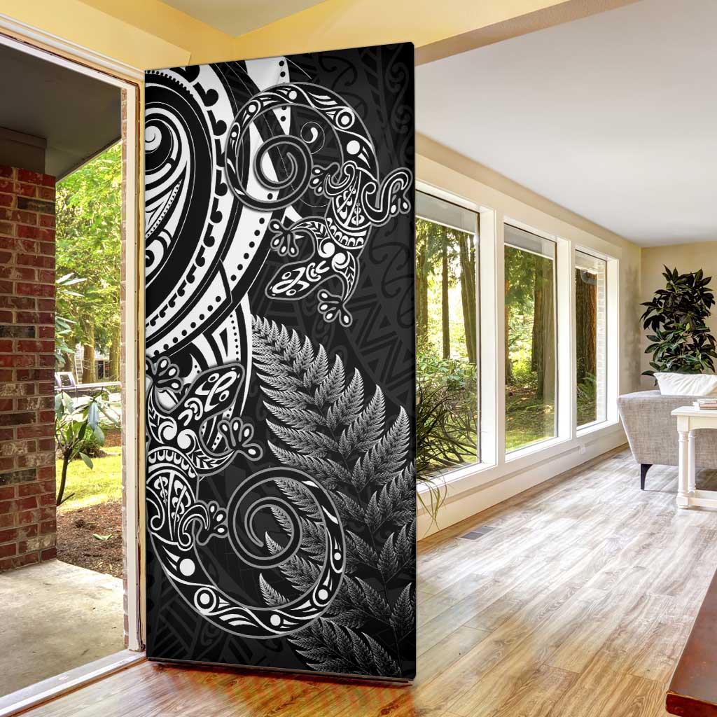 New Zealand Lizard Door Cover Silver Fern Aotearoa Maori - Aussie Hoodie
