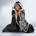 New Zealand Lizard Hooded Blanket Silver Fern Aotearoa Maori