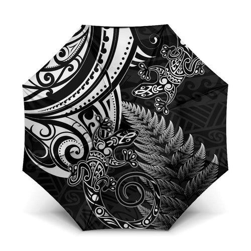 New Zealand Lizard Umbrella Silver Fern Aotearoa Maori - Aussie Hoodie
