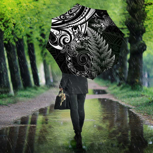 New Zealand Lizard Umbrella Silver Fern Aotearoa Maori - Aussie Hoodie