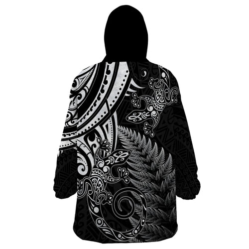 New Zealand Lizard Wearable Blanket Hoodie Silver Fern Aotearoa Maori