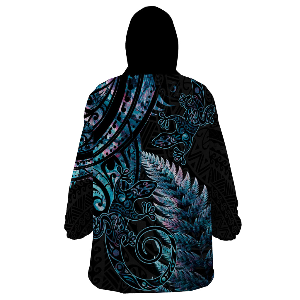 New Zealand Lizard Wearable Blanket Hoodie Silver Fern Aotearoa Maori With Paua Shell