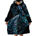 New Zealand Lizard Wearable Blanket Hoodie Silver Fern Aotearoa Maori With Paua Shell