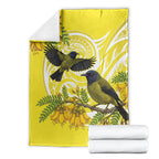 Bellbird New Zealand Blanket Korimako Kowhai Maori Pattern