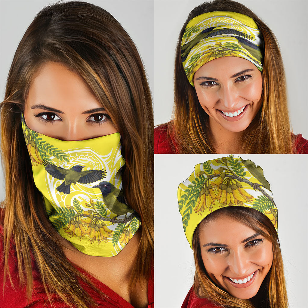 Bellbird New Zealand Neck Gaiter Korimako Kowhai Maori Pattern