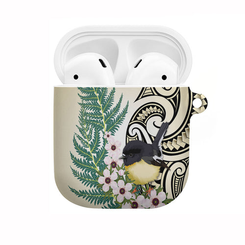 Endemic Tomtit New Zealand AirPods Case Miromiro Manuka Silver Fern Maori Pattern
