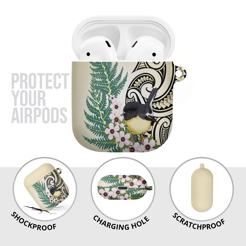 Endemic Tomtit New Zealand AirPods Case Miromiro Manuka Silver Fern Maori Pattern
