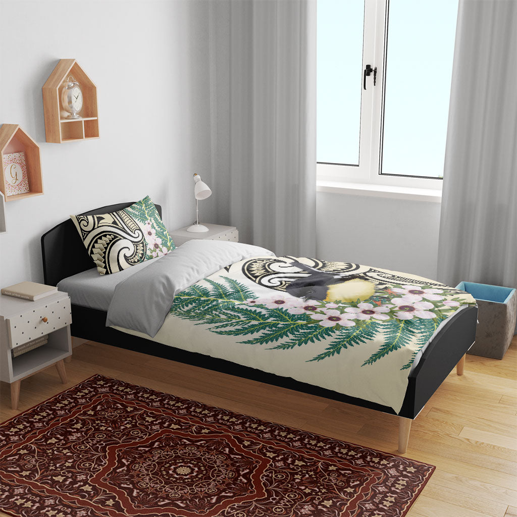 Endemic Tomtit New Zealand Bedding Set Miromiro Manuka Silver Fern Maori Pattern