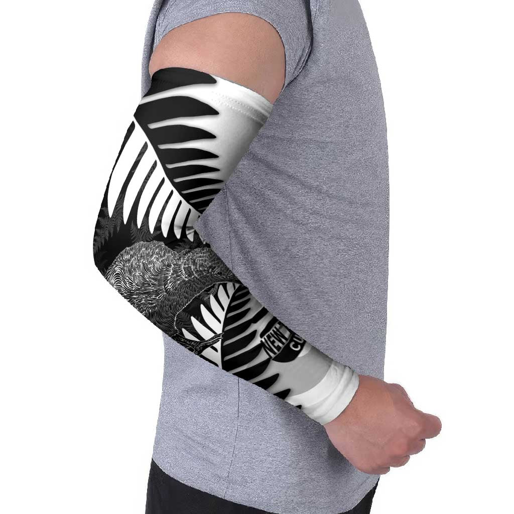 New Zealand Silver Fern Curling Personalised Arm Sleeves Aotearoa Kiwi Ponga Black White Version - Aussie Hoodie