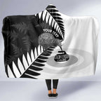 New Zealand Silver Fern Curling Personalised Hooded Blanket Aotearoa Kiwi Ponga Black White Version - Aussie Hoodie