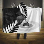 New Zealand Silver Fern Curling Personalised Hooded Blanket Aotearoa Kiwi Ponga Black White Version - Aussie Hoodie