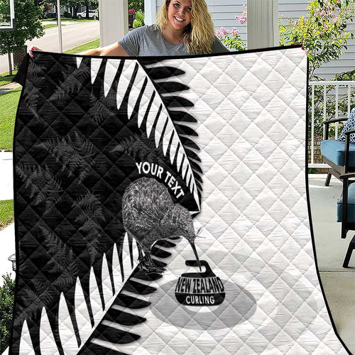 New Zealand Silver Fern Curling Personalised Quilt Aotearoa Kiwi Ponga Black White Version - Aussie Hoodie