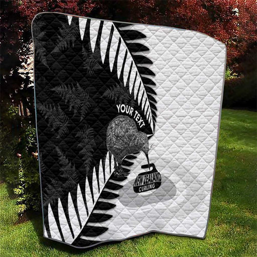 New Zealand Silver Fern Curling Personalised Quilt Aotearoa Kiwi Ponga Black White Version - Aussie Hoodie
