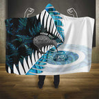 New Zealand Silver Fern Curling Personalised Hooded Blanket Aotearoa Kiwi Ponga Paua Shell Version - Aussie Hoodie