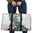 Aotearoa Te Ika-a-Maui Travel Bag South Island Kekeru Maori Koru - Aussie Hoodie