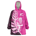 New Zealand Silver Fern Rugby Custom Wearable Blanket Hoodie All Black Maori Pattern Pink - Aussie Hoodie