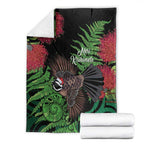 Meri Kirihimete New Zealand Blanket Piwakawaka Koru Fern Mix Pohutukawa - Aussie Hoodie
