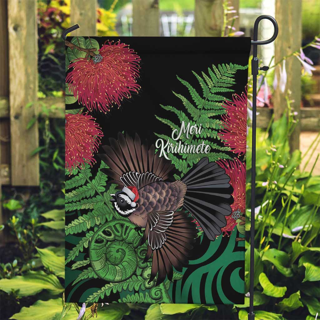 Meri Kirihimete New Zealand Garden Flag Piwakawaka Koru Fern Mix Pohutukawa - Aussie Hoodie