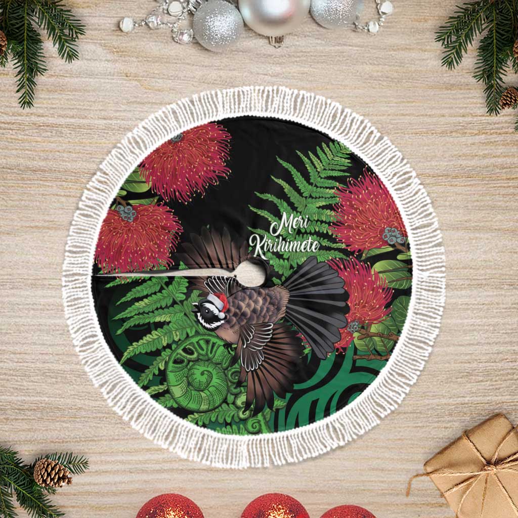 Meri Kirihimete New Zealand Tree Skirt Piwakawaka Koru Fern Mix Pohutukawa - Aussie Hoodie