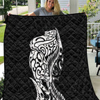 New Zealand Eel Quilt Tuna Aotearoa Maori Patten - Black