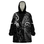 Custom New Zealand Tiki Tennis Wearable Blanket Hoodie 2024 Aotearoa Tenehi Maori Silver Fern - Black