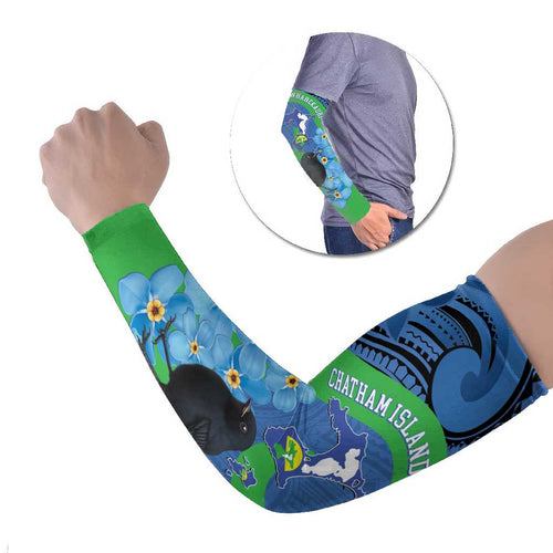 New Zealand Chatham Islands Arm Sleeves Wharekauri Forget Me Not With Black Robin - Aussie Hoodie