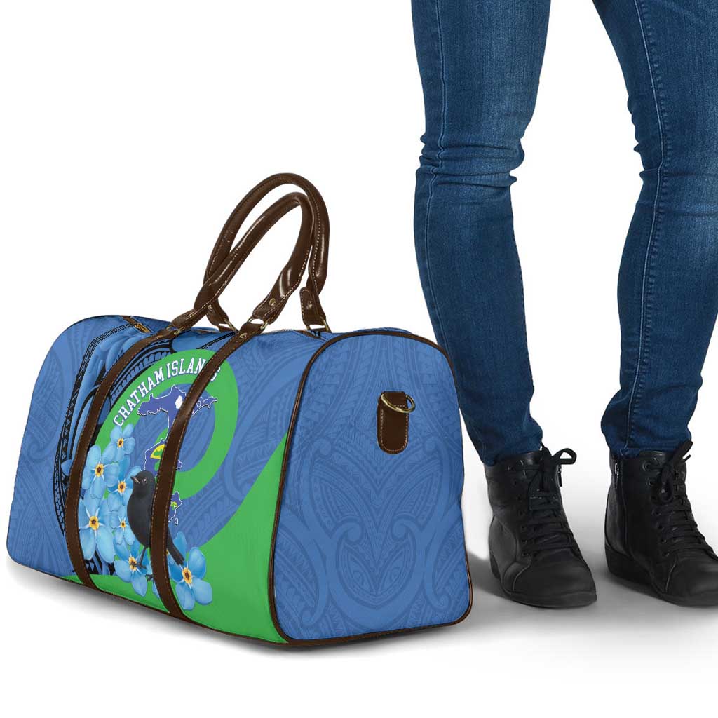 New Zealand Chatham Islands Travel Bag Wharekauri Forget Me Not With Black Robin - Aussie Hoodie