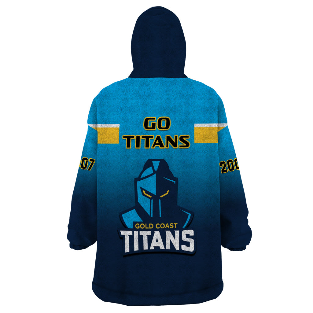 titans-rugby-wearable-blanket-hoodie-gold-coast-2007-sporty-style