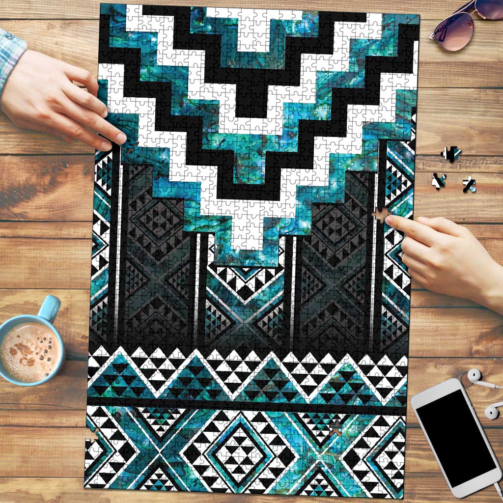 Paua Shell Taniko Pattern Aotearoa Puzzle Niho Taniwha Mix Poutama - Aussie Hoodie