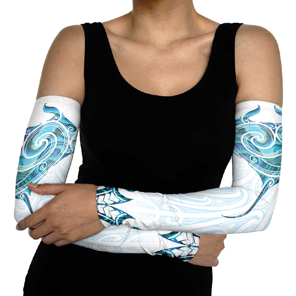 New Zealand Manta Ray Tattoo Arm Sleeves Aotearoa Maori Haehae Paua Shell - Aussie Hoodie