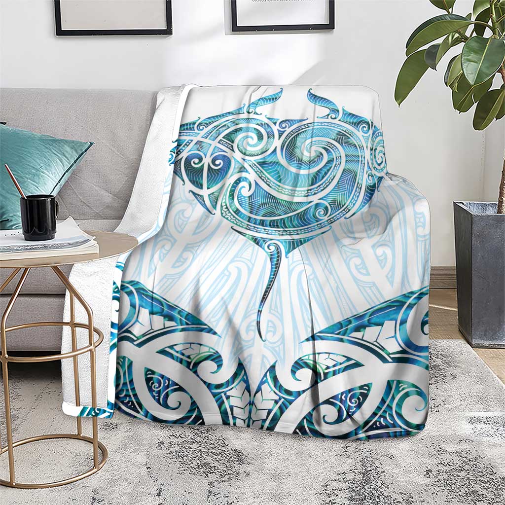 New Zealand Manta Ray Tattoo Blanket Aotearoa Maori Haehae Paua Shell - Aussie Hoodie