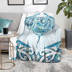 New Zealand Manta Ray Tattoo Blanket Aotearoa Maori Haehae Paua Shell - Aussie Hoodie