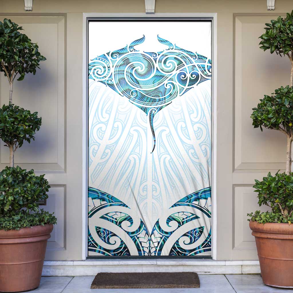 New Zealand Manta Ray Tattoo Door Cover Aotearoa Maori Haehae Paua Shell - Aussie Hoodie