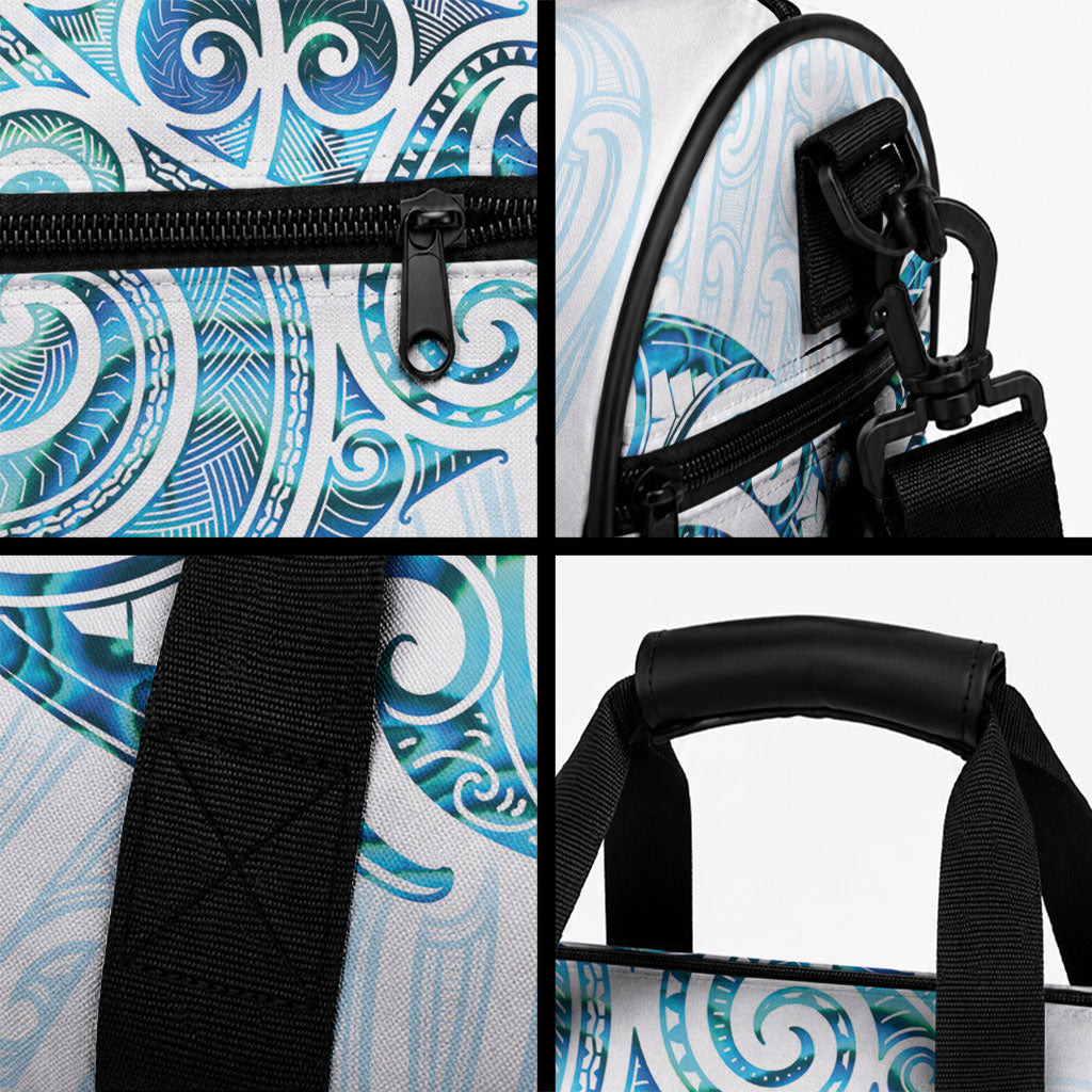 New Zealand Manta Ray Tattoo Duffle Bag Aotearoa Maori Haehae Paua Shell