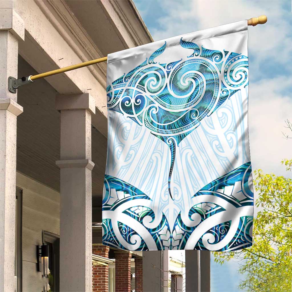 New Zealand Manta Ray Tattoo Garden Flag Aotearoa Maori Haehae Paua Shell - Aussie Hoodie