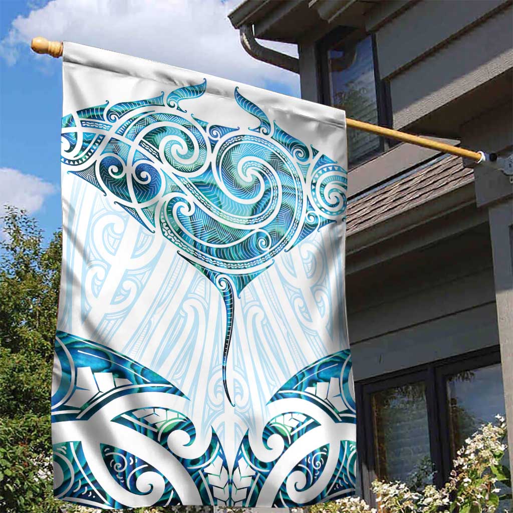 New Zealand Manta Ray Tattoo Garden Flag Aotearoa Maori Haehae Paua Shell - Aussie Hoodie