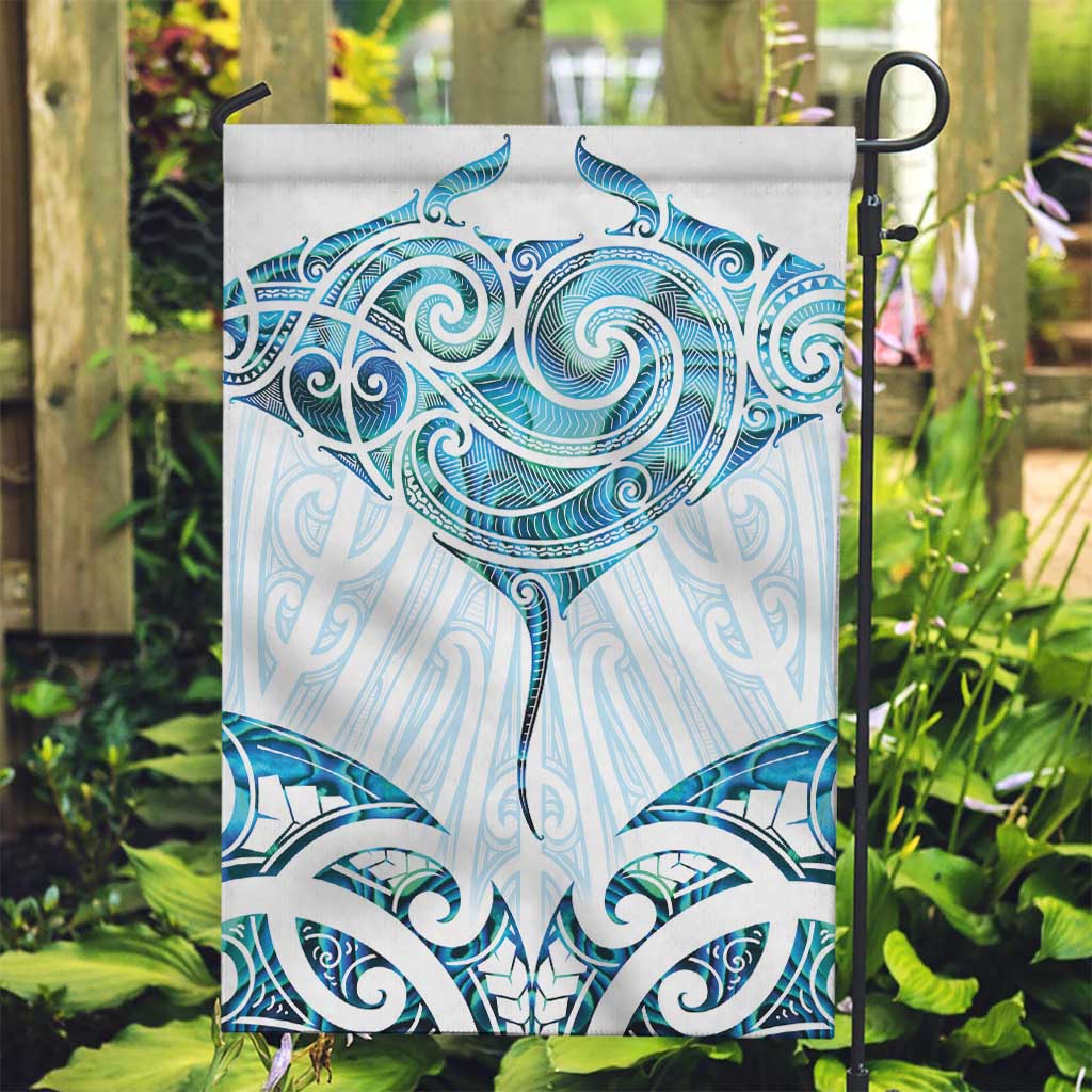 New Zealand Manta Ray Tattoo Garden Flag Aotearoa Maori Haehae Paua Shell - Aussie Hoodie