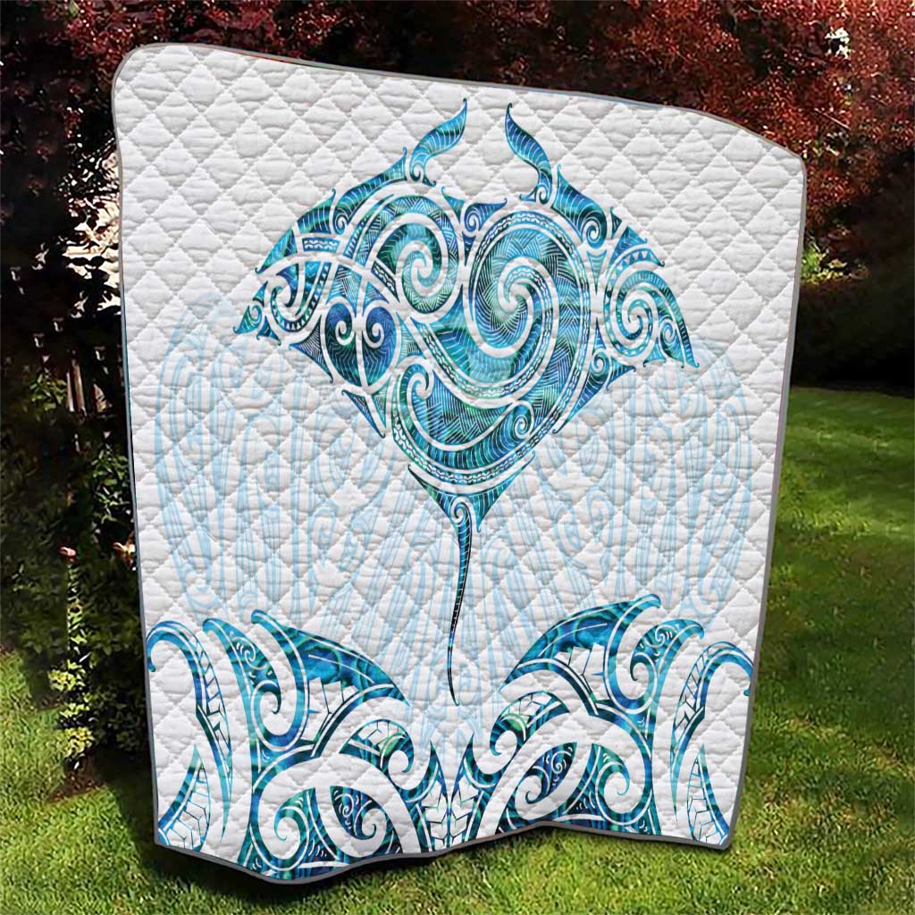 New Zealand Manta Ray Tattoo Quilt Aotearoa Maori Haehae Paua Shell - Aussie Hoodie