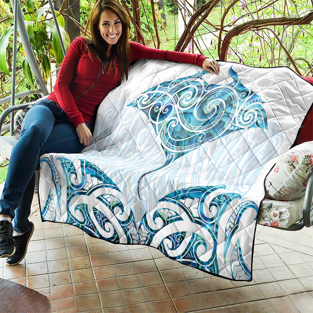 New Zealand Manta Ray Tattoo Quilt Aotearoa Maori Haehae Paua Shell - Aussie Hoodie