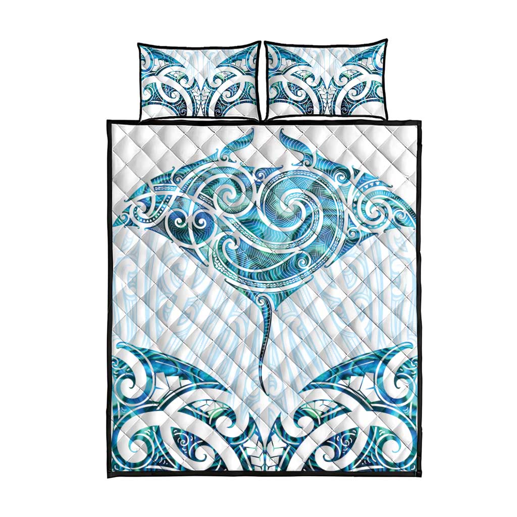 New Zealand Manta Ray Tattoo Quilt Bed Set Aotearoa Maori Haehae Paua Shell - Aussie Hoodie