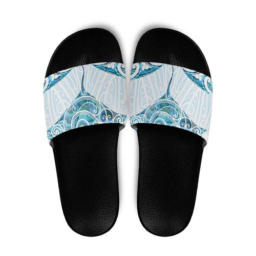 New Zealand Manta Ray Tattoo Slide Sandals Aotearoa Maori Haehae Paua Shell - Aussie Hoodie