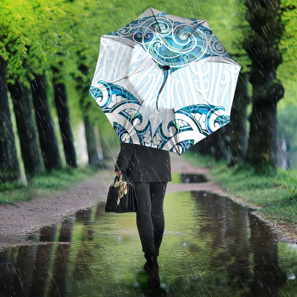 New Zealand Manta Ray Tattoo Umbrella Aotearoa Maori Haehae Paua Shell - Aussie Hoodie