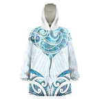 New Zealand Manta Ray Tattoo Wearable Blanket Hoodie Aotearoa Maori Haehae Paua Shell - Aussie Hoodie