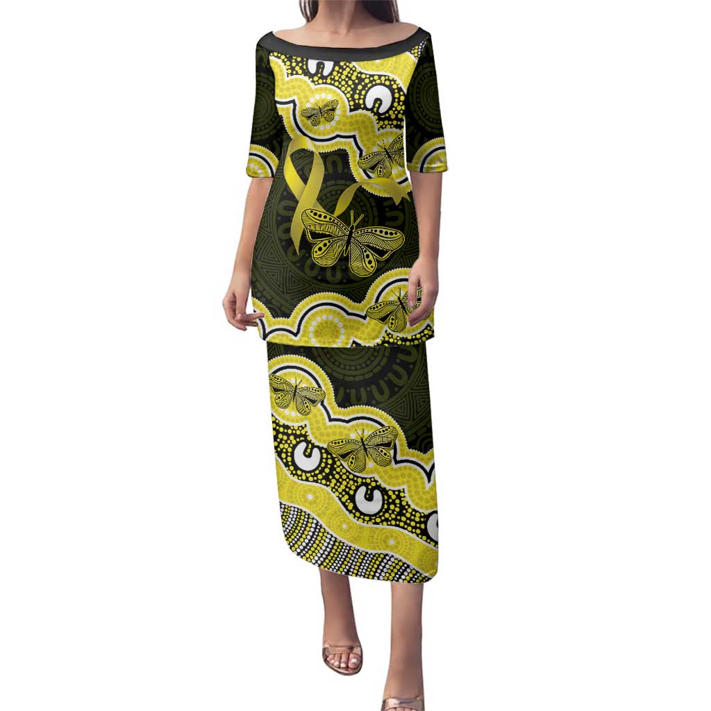 Yellow Ribbon Sarcoma Awareness Month Family Matching Puletasi and Hawaiian Shirt Aboriginal Art - Aussie Hoodie