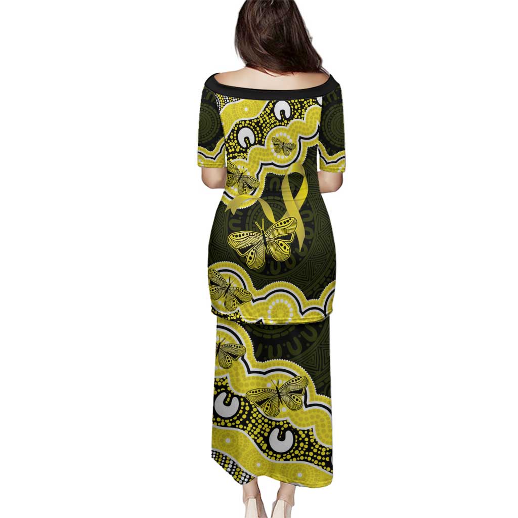 Yellow Ribbon Sarcoma Awareness Month Family Matching Puletasi and Hawaiian Shirt Aboriginal Art - Aussie Hoodie