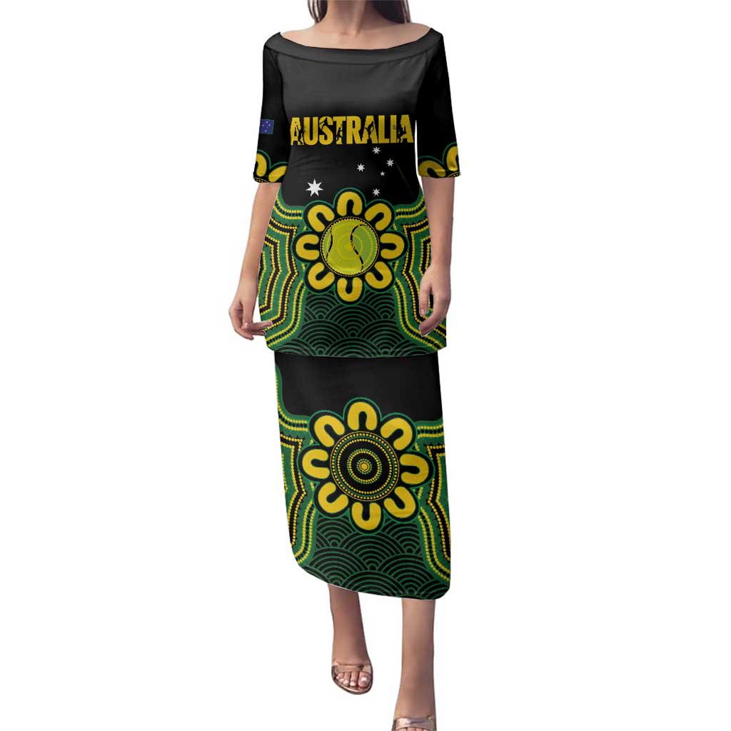 Personalised Australia Tennis Family Matching Puletasi and Hawaiian Shirt Go Aussie Aboriginal Art - Aussie Hoodie